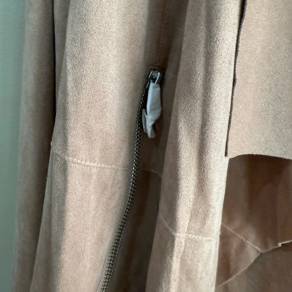 NWT Sofia by Sofia Vergara Tan Faux Suede Blazer - Picture 5 of 8